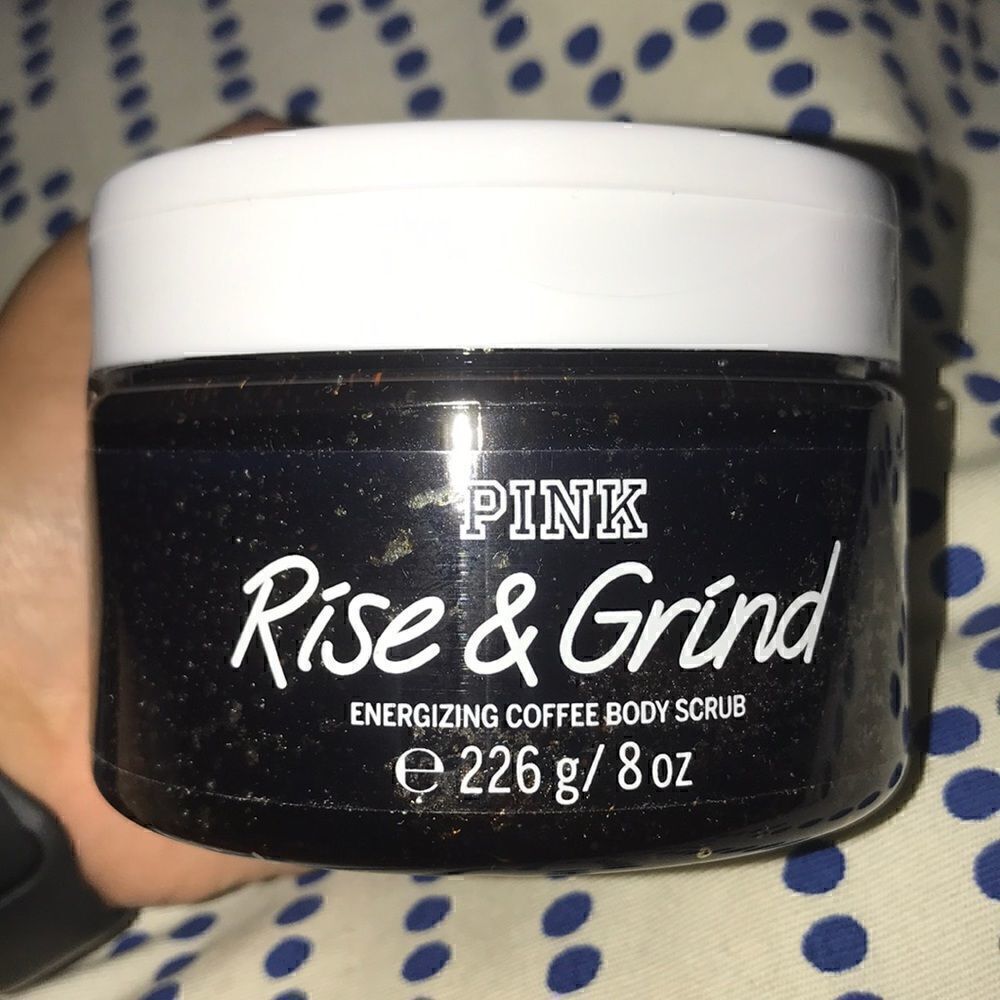 PINK Rise & Grind body scrub